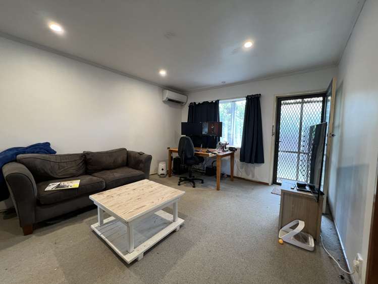 2/7a Mountain Road Mount Wellington_1