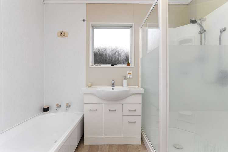 9 Taranui Place Henderson_13