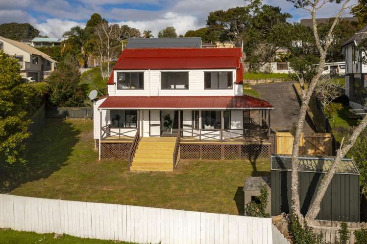 2/27 Tree View Avenue Glenfield_16
