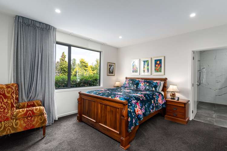 8 Lancewood Avenue Feilding_12