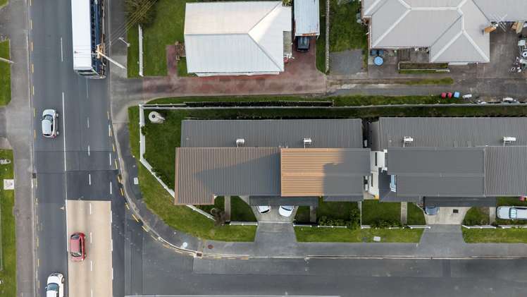 2/2 Marion Avenue Mount Roskill_25