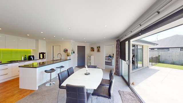 52 Geoff Geering Drive Netherby_2