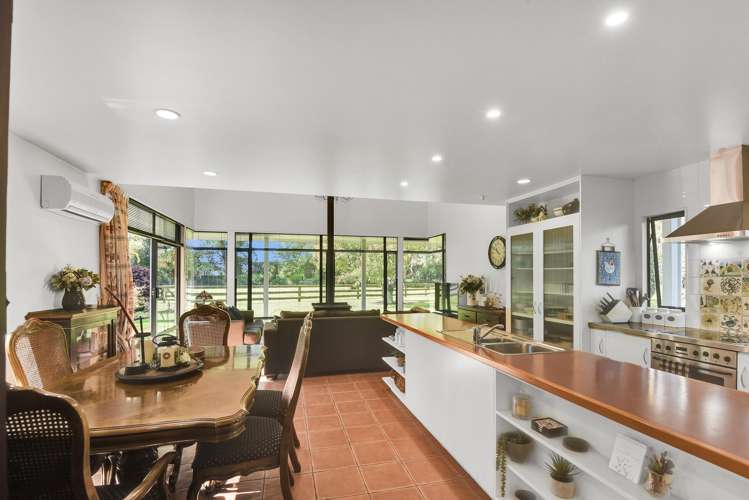 19 Western Line Westmere_5