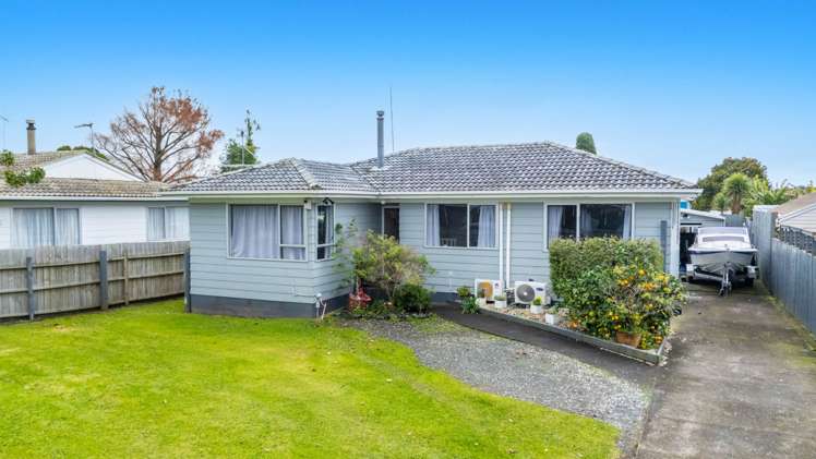 17 Gibbons Road_0