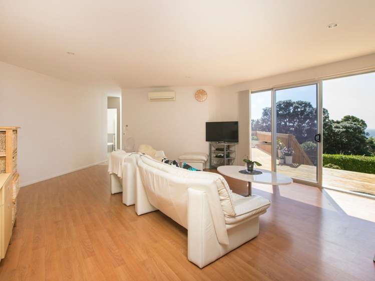 37 Lax Crescent Leigh_7