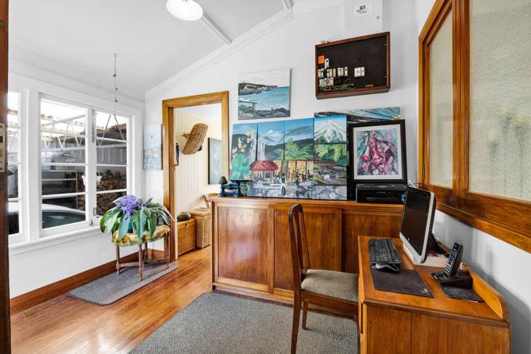 355 High Street Hawera_11