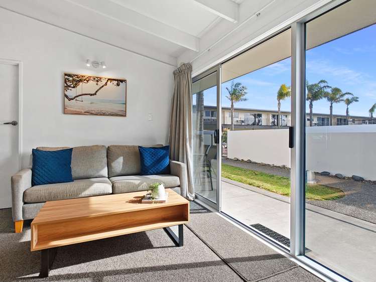 2/415 Port Road Whangamata_15