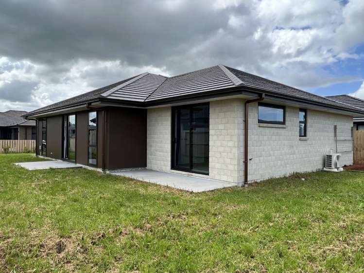 18 Kekewai Place 2033_17