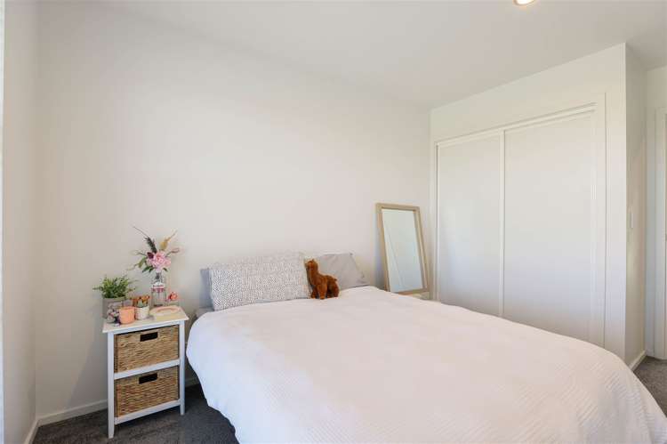 42 Charlesworth Drive Allenton_11