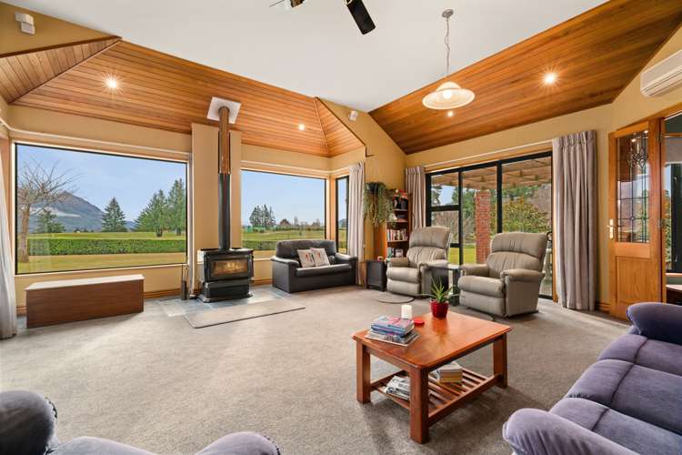 90 Golf Course Road Wanaka_6