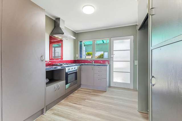 4/35 Elliot Street Papakura_4