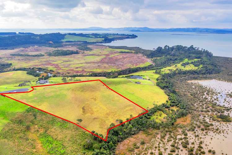 143d Tuparekura Road South Head_19