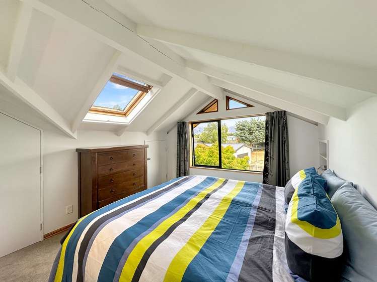 32 Omahau Crescent Twizel_12