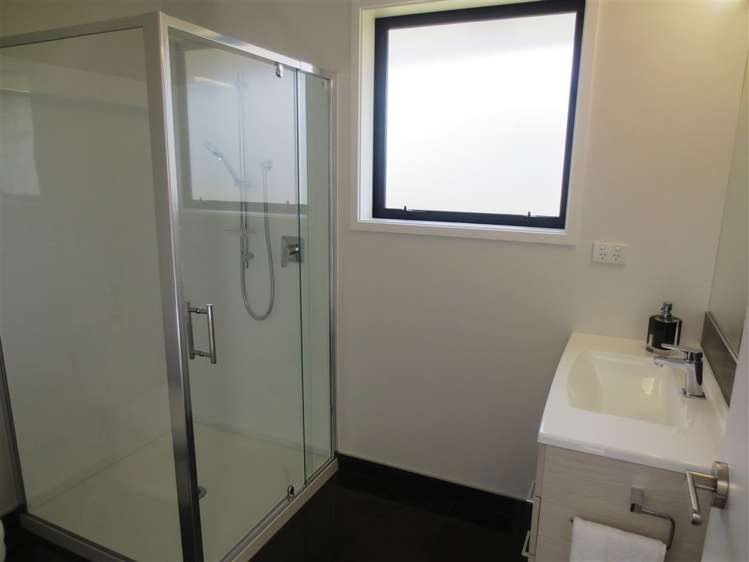 2 Debenham Drive Whitianga_5