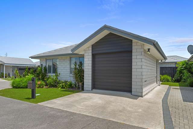14 Lance Way (Dunes Lifestyle Village) Papamoa_1