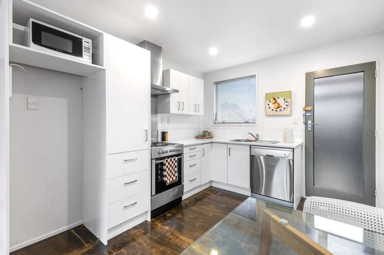 3/107 Charles Street Waltham_3
