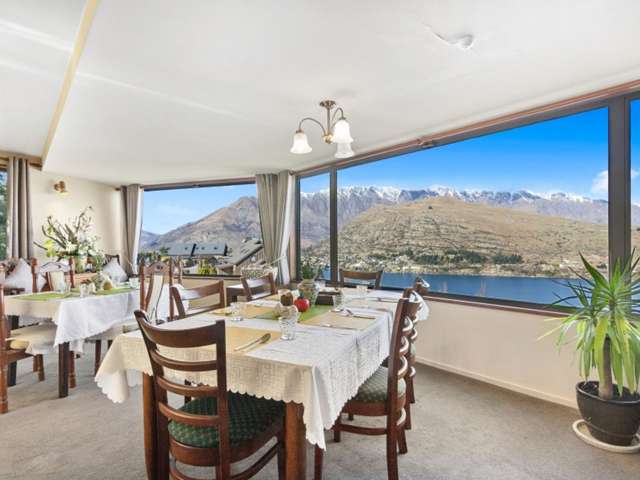 10 Goldleaf Hill Queenstown_3