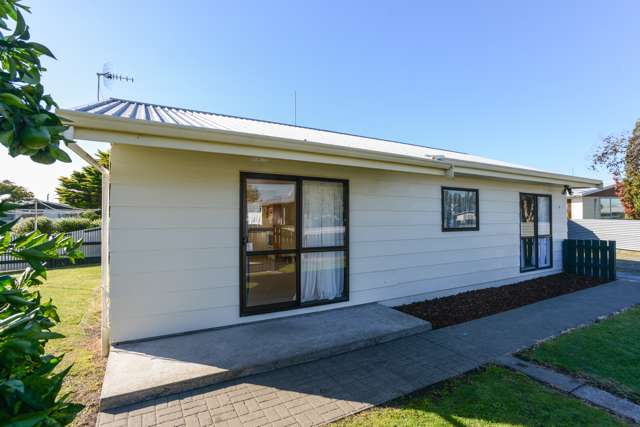 6 Peary Crescent Flaxmere_1