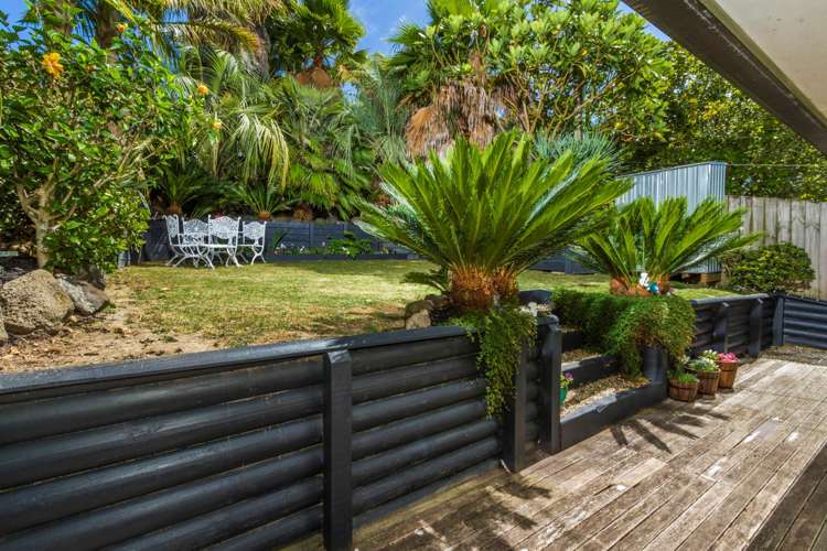 2/706 Beach Road Browns Bay_37