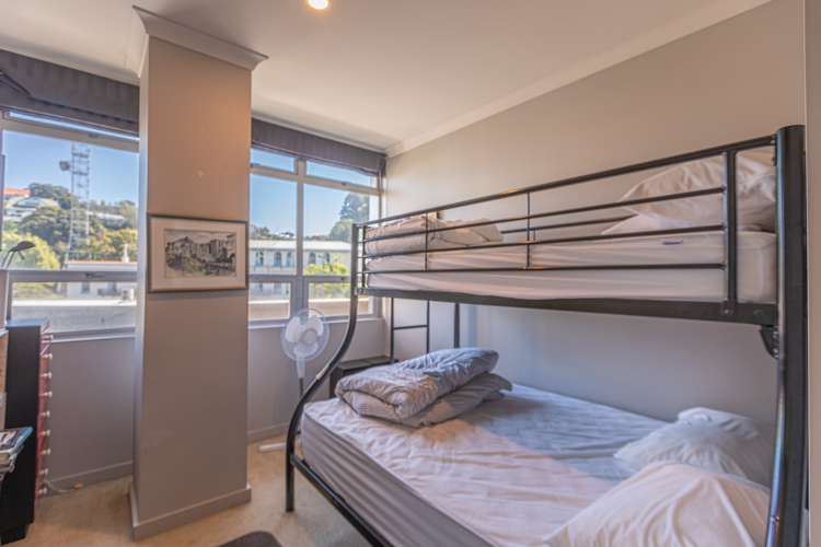 2a/3 Shakespeare Road Napier South_10