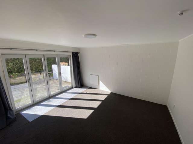 2/52 Fruitvale Road New Lynn_3