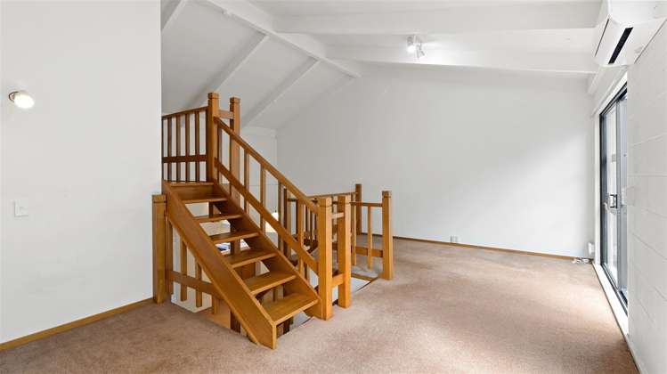 3/2 College Road Northcote_5