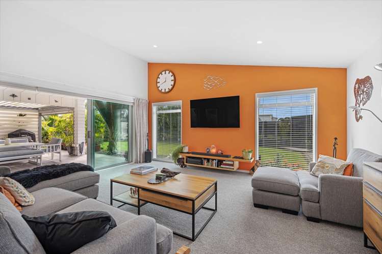 6 Fred Carr Place One Tree Point_7