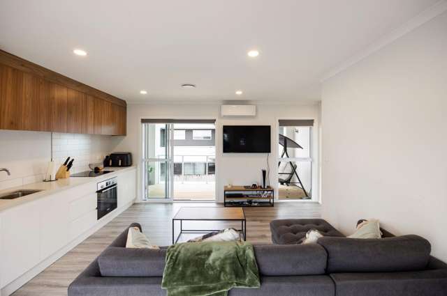 2/4 Palmerston Street Hamilton Central_3