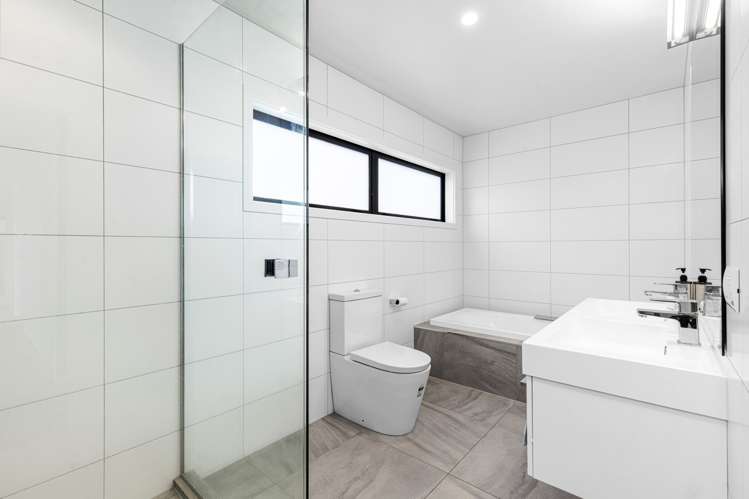 747b River Road Chartwell_14