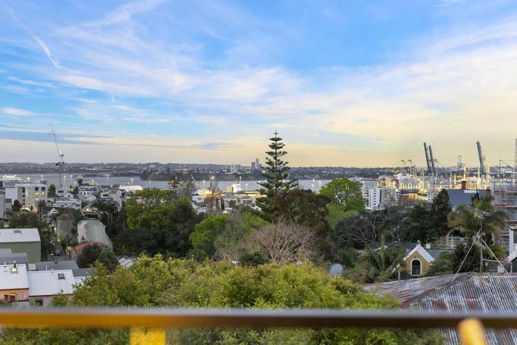 4/10 Saint Georges Bay Road Parnell_6