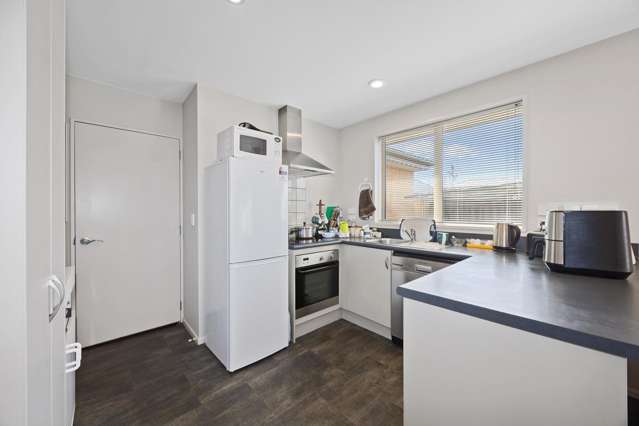 1/160 Breezes Road Wainoni_1