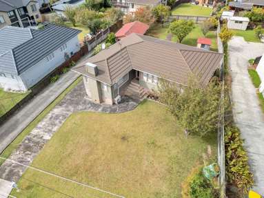 59 Tiroroa Ave_2