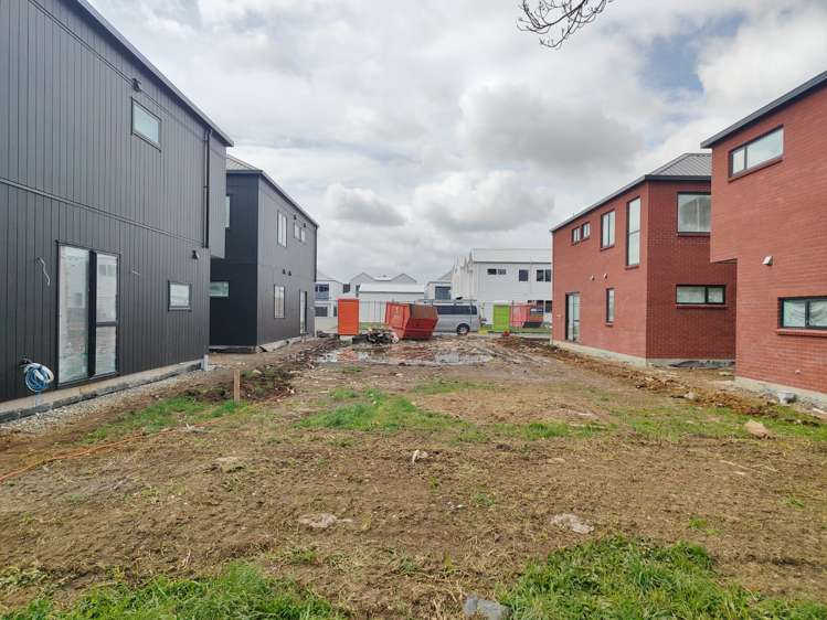 31D & 31E Burberry Road_2