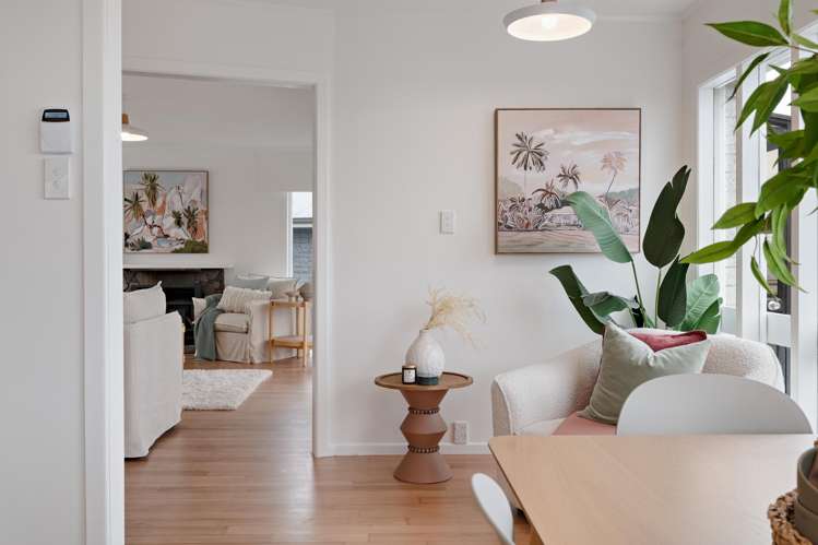 2 Novella Place_4