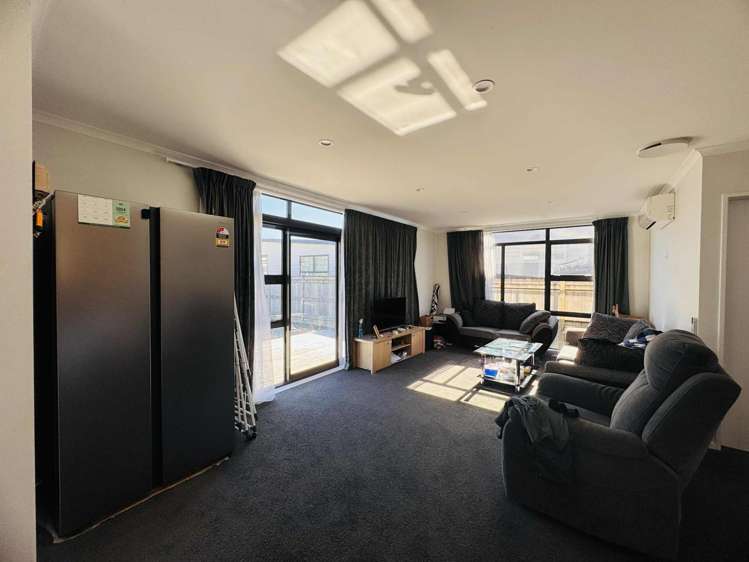  48 Exeter Crescent Takaro_6