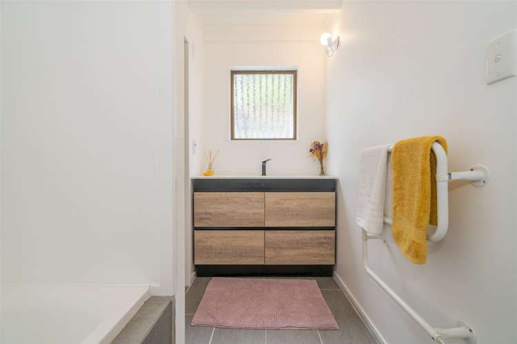 10 Gallagher Drive Tairua_13