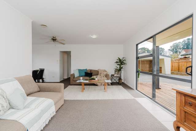 90 Dixon Road Glenview_3