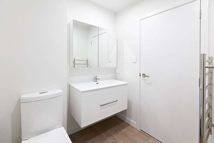 6/8 James Laurie Street Henderson_6