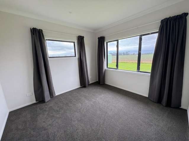 61 Hoggs Road 2896_4