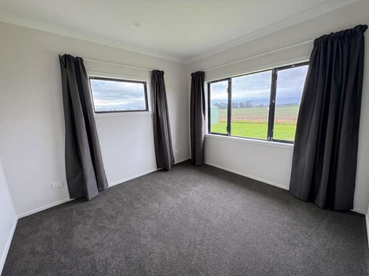61 Hoggs Road 2896_4