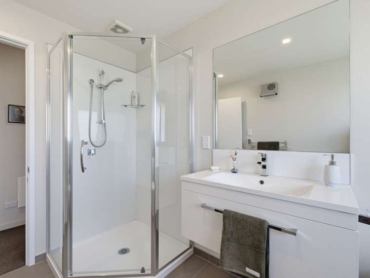 33 Eastfield Drive Lincoln_20
