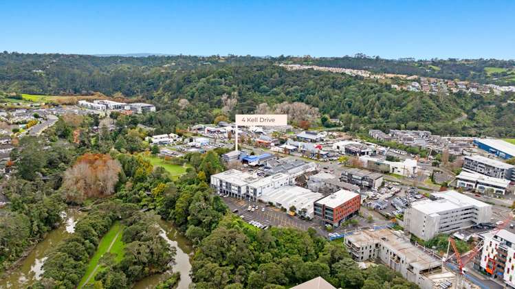 2D/4 Kell Drive Albany_29