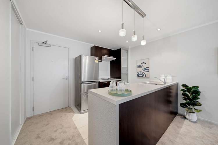 109/47 Hobson Street_3