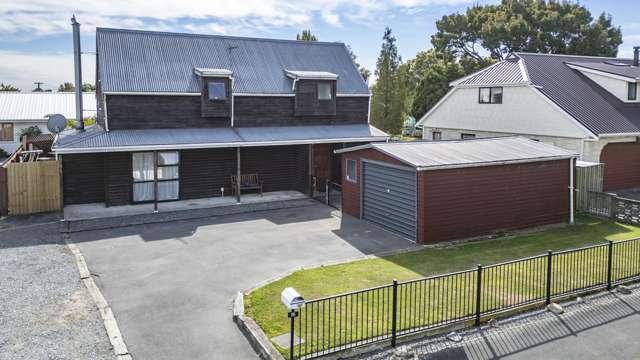 52 Momorangi Crescent Redwood_1