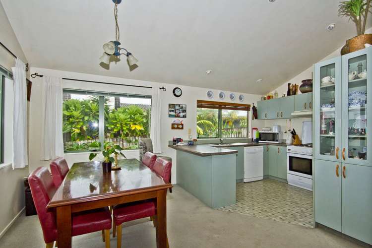 56 Rosier Road Glen Eden_8