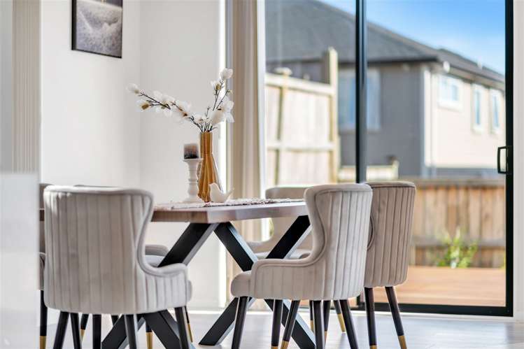 35 Tinaku Road Flat Bush_27