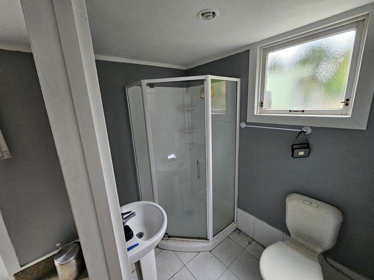 1217 Willowpark Road North Mayfair_13