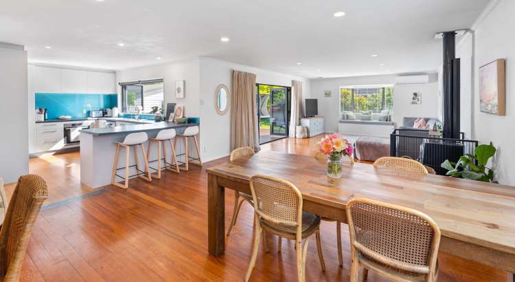 2 Matipo Street Waikanae_1