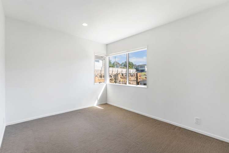 2/34 Seine Road Forrest Hill_6