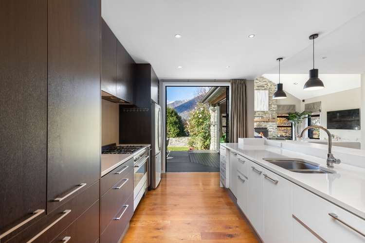 54 Ferry Hill Drive Lower Shotover_6